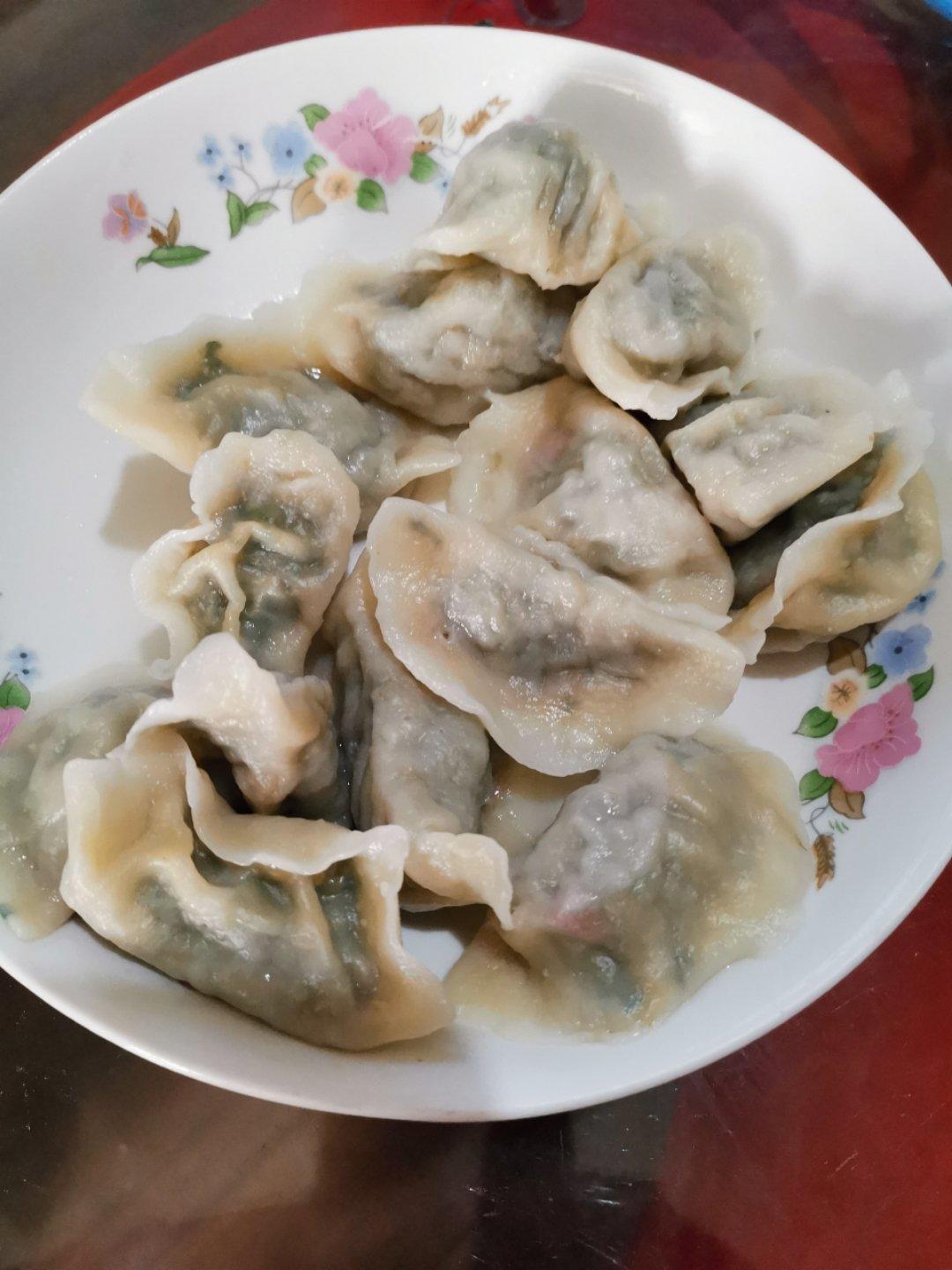 云如雪做的羊肉香菇荠菜馅儿
