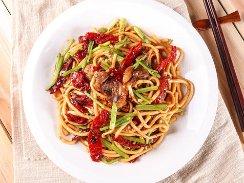 新疆特色美食——过油肉拌面的做法步骤图】zl666_下厨房