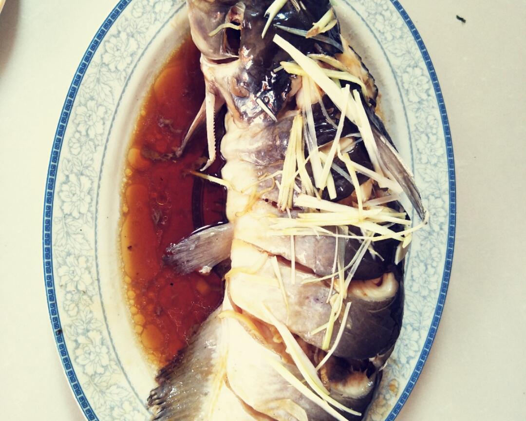 清蒸清江鱼