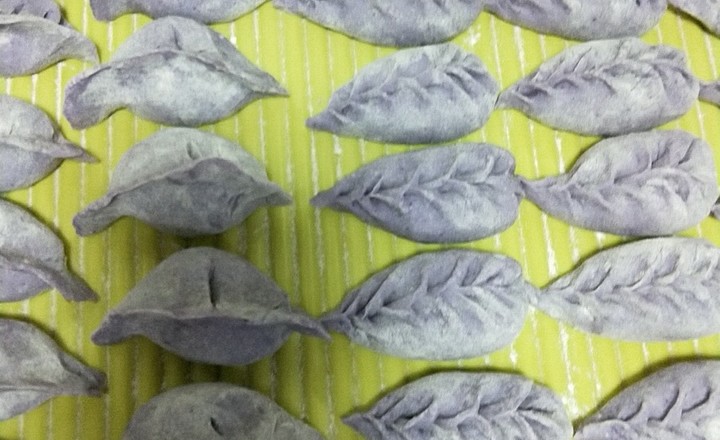 紫色饺子的做法