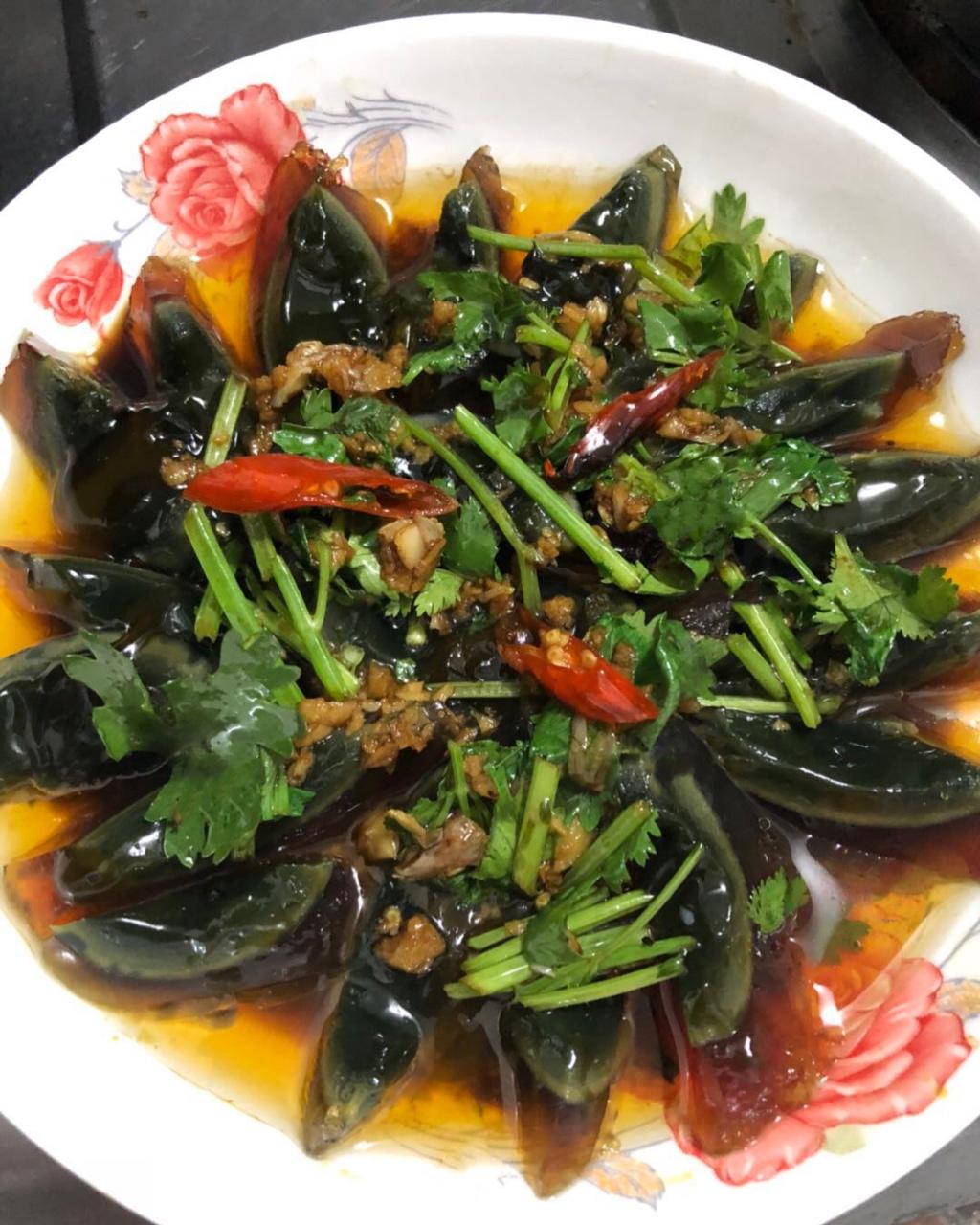 kx嘛咪做的凉拌皮蛋