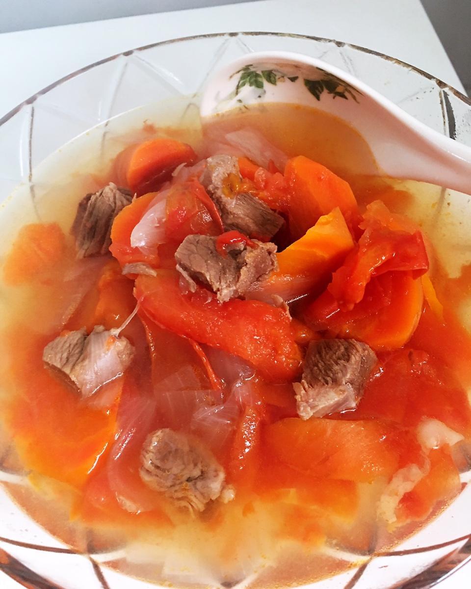 曹艹做的番茄牛肉汤