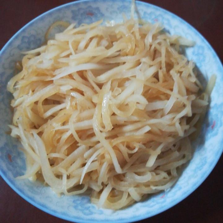 乖乖随风飘扬做的清炒白萝卜丝