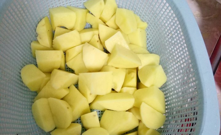 【蛤蟆炖土豆的做法步骤图,蛤蟆炖土豆怎么做