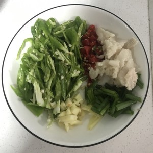 青椒肉丝下饭利器的做法 步骤3