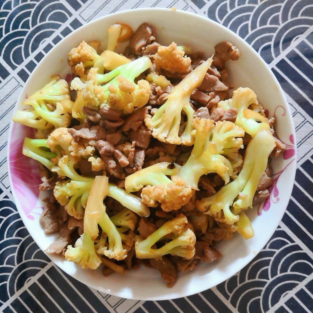 菜花炒肉
