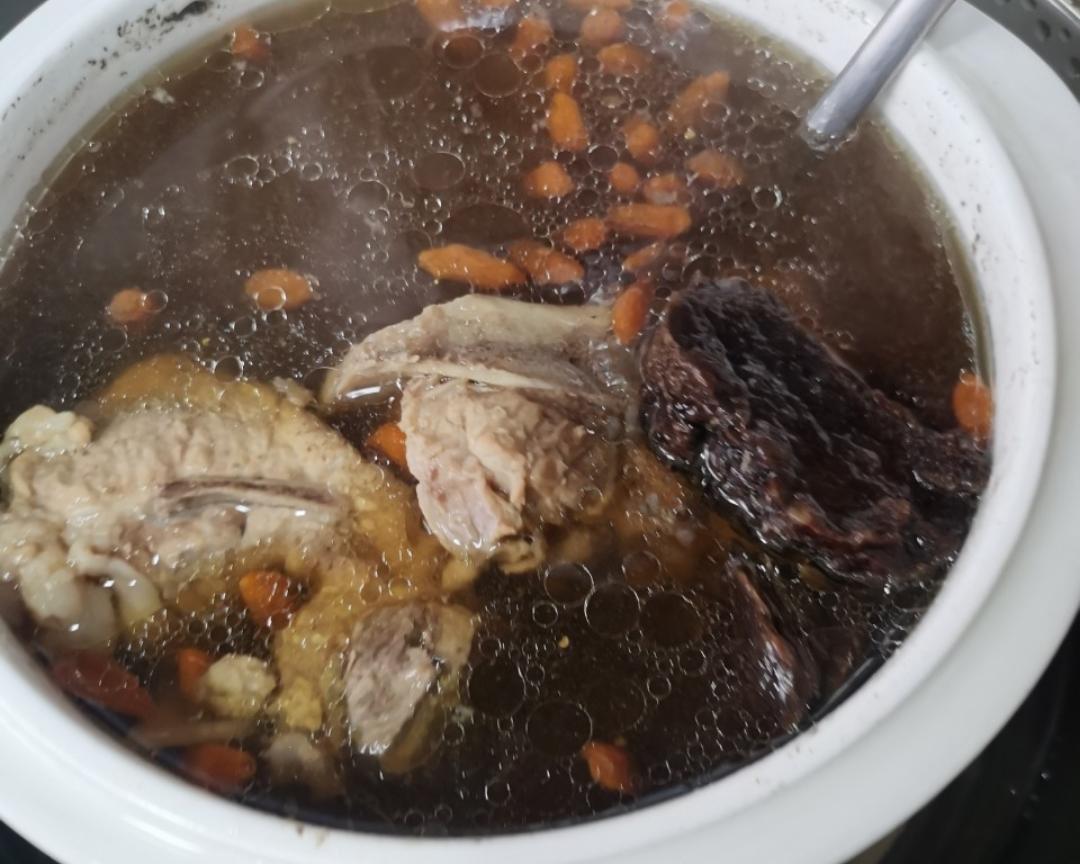 周末靓汤/肉苁蓉骨头汤/补肾壮腰/增强体质/秋冬食疗汤/附补肾配方