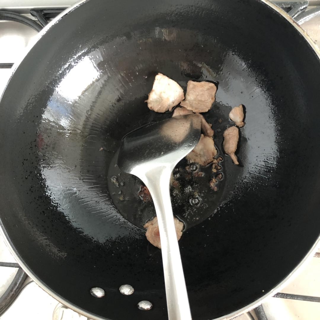 家常炖黄金沟豆角的做法 步骤4