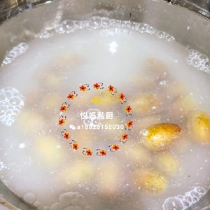 鲍鱼黄皮汤的做法 步骤4