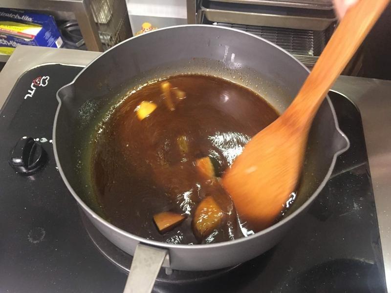 新手烘焙入门食谱【圣诞节-火鸡大餐!无肉不欢的做法步骤图】烘烤达人_小艺-制作