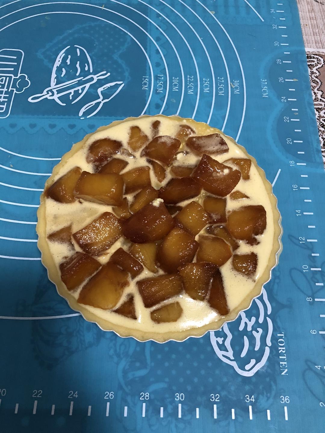 【附赠蛋白糖的萨芭雍苹果派的做法步骤图】吃饭不容易-制作