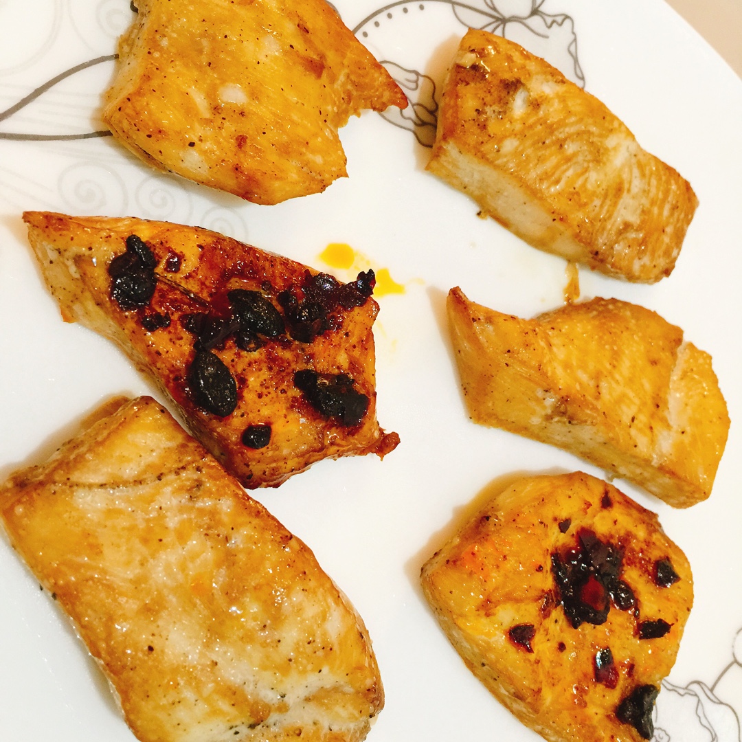 烤鸡胸肉(减肥版)烤箱首页登录注册作品动态菜单查看全部分类圆白菜8