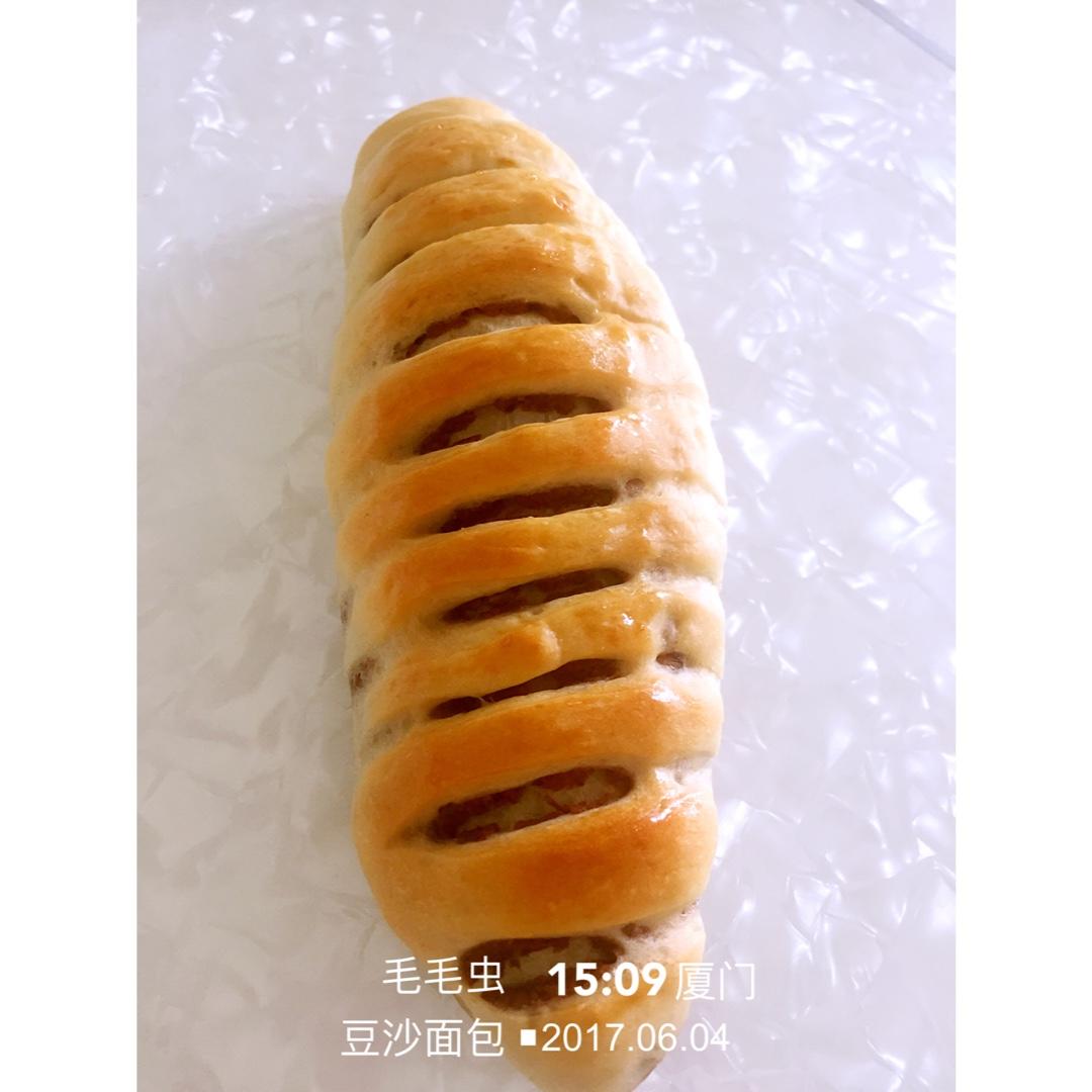 手机用户1925_obyu做的毛毛虫豆沙面包