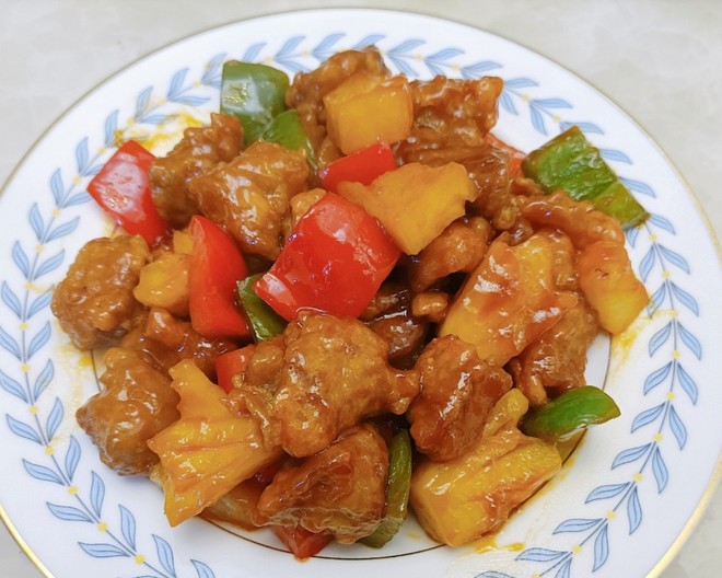 北京名厨家宴限公司为您介绍【菠萝咕咾肉】的做法