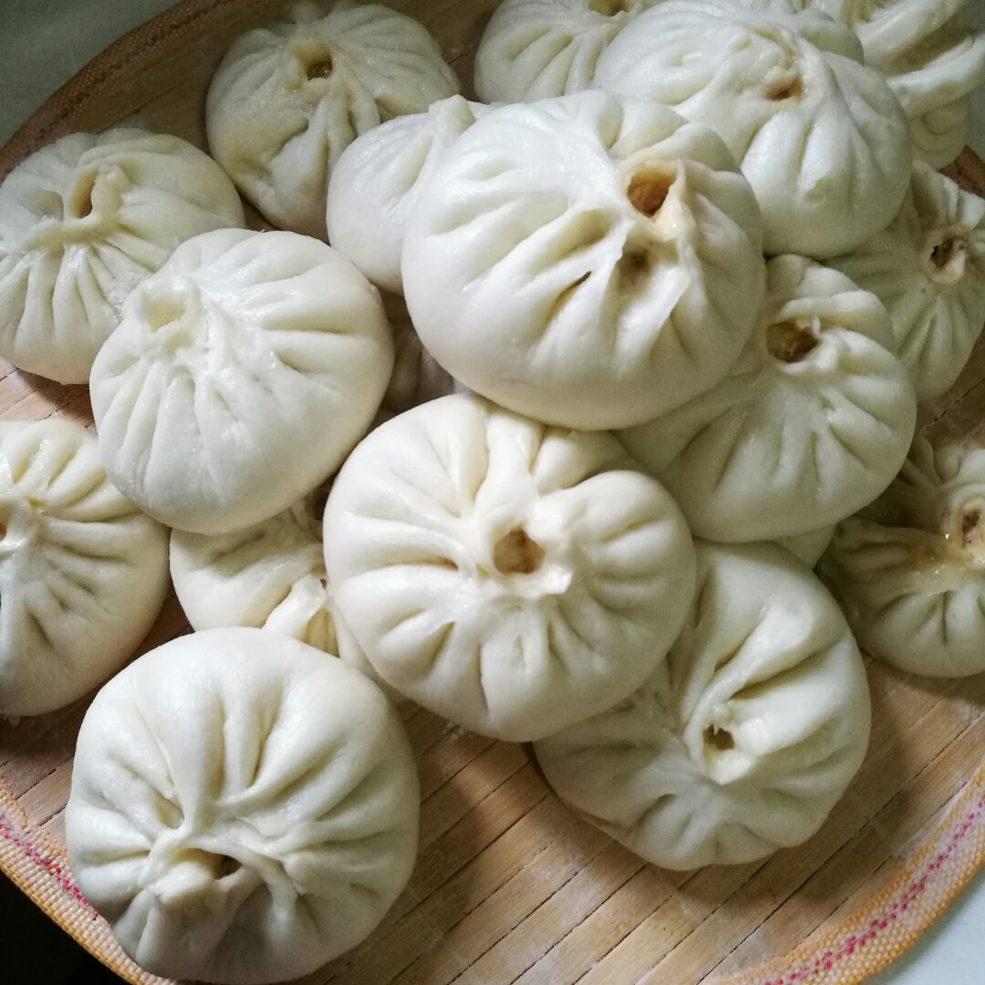 平淡最真-做的西葫芦鸡蛋素馅包子