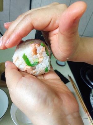 鲑鱼云豆饭团?的做法 步骤4
