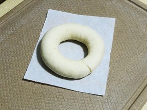 ?香柠波兰贝果
?碱水肉松贝果的做法 步骤20