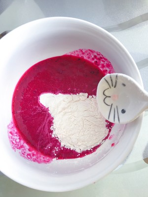 宝宝辅食之火龙果面线