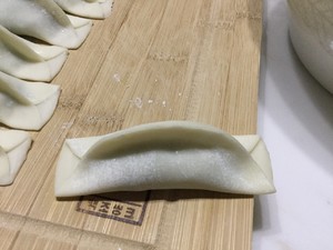 茴香猪肉馅儿锅贴(教你烘锅贴诀窍)