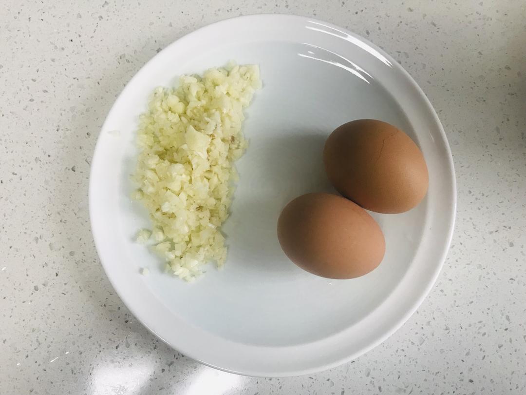蒜泥拌鸡蛋