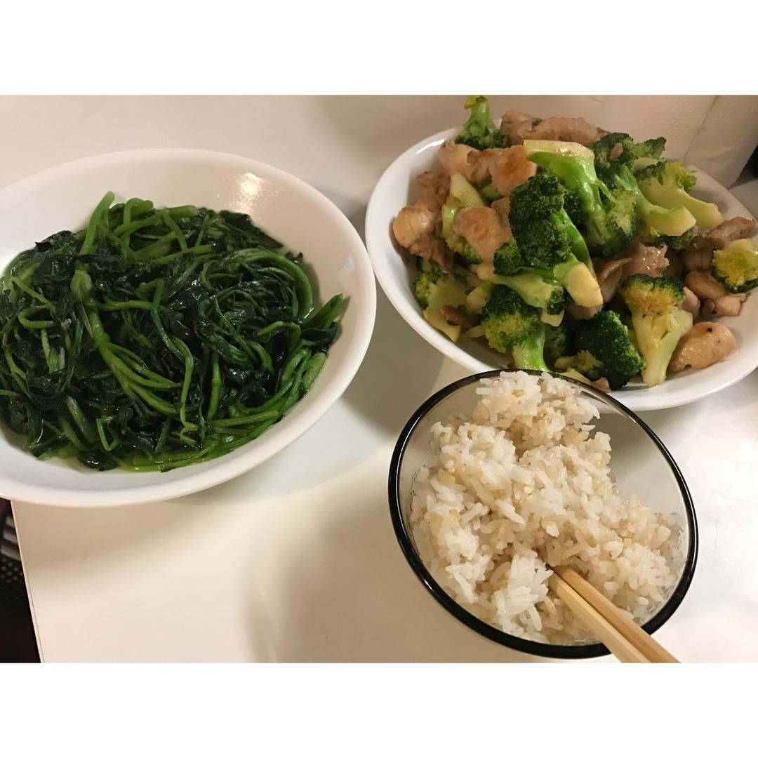 fufu抓小羊做的两个人的午餐
