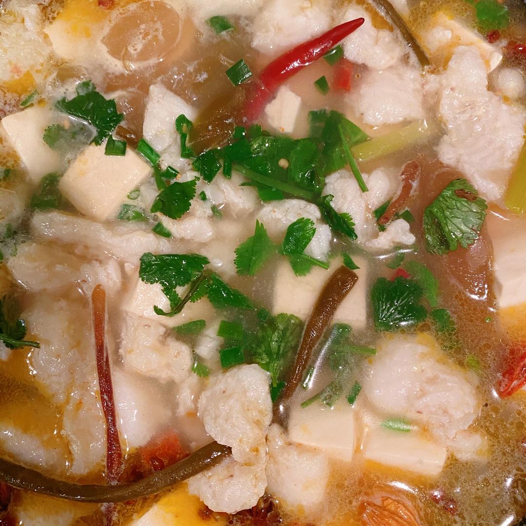 鲜嫩无比的豆腐酸菜鱼巴沙鱼