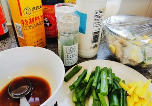 葱烧鳕鱼的做法 步骤4