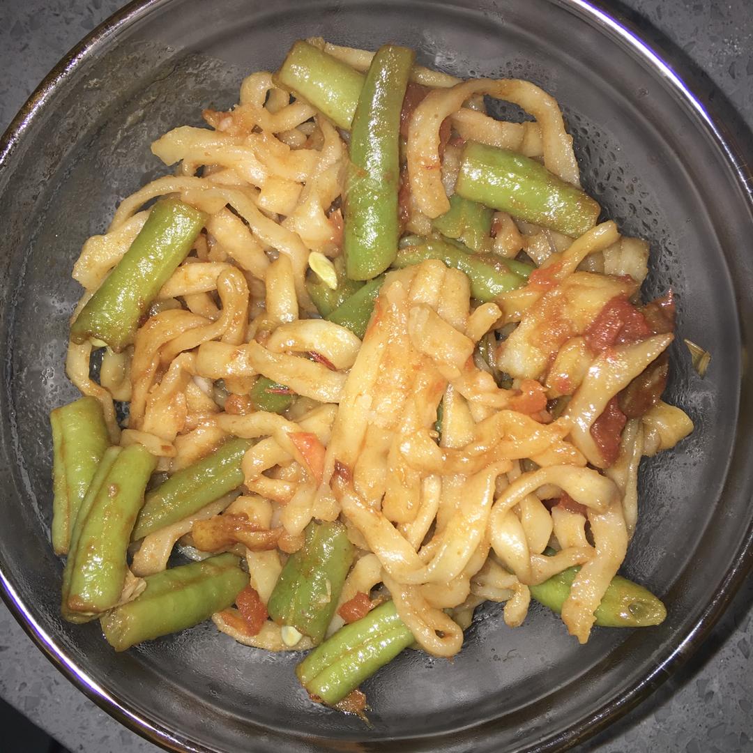 西红柿豆角焖面