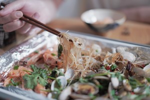 自制“路边摊”料超多的烤箱版花甲粉丝【北鼎烤箱食谱】的做法 步骤7