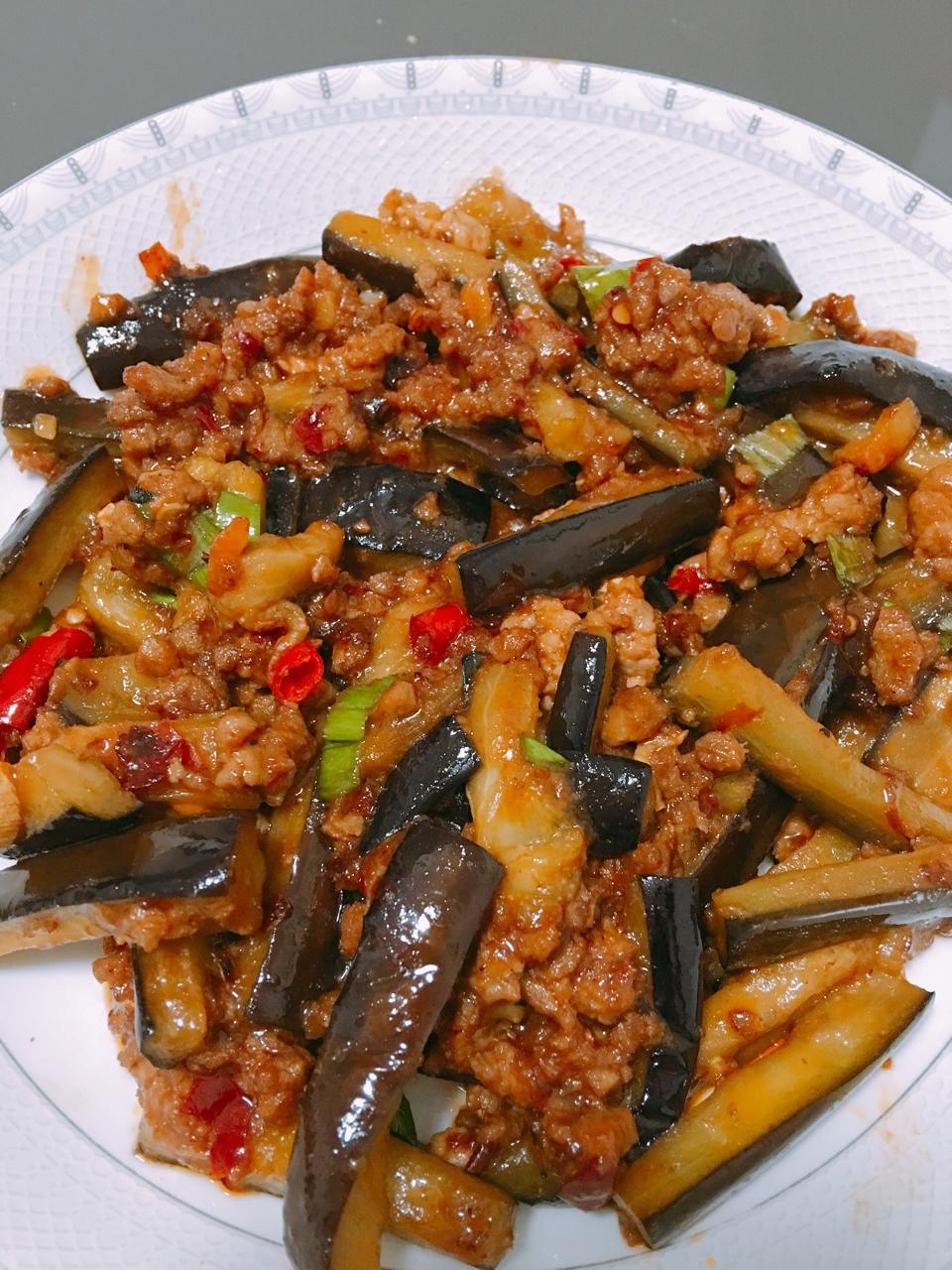 碳水做的红烧肉沫茄子