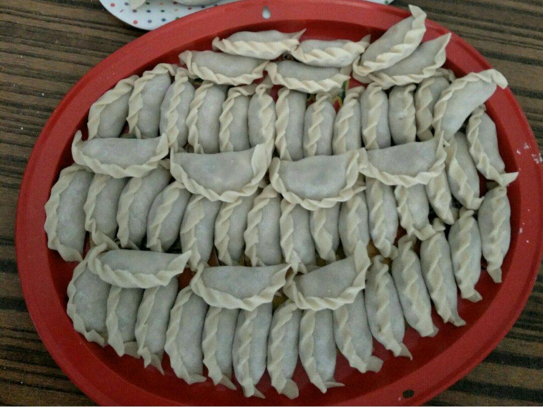 包饺子