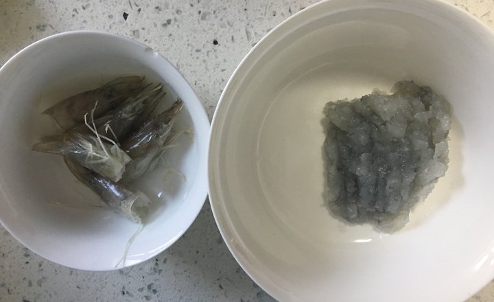 【17个月婴幼儿食谱】虾滑白菜汤