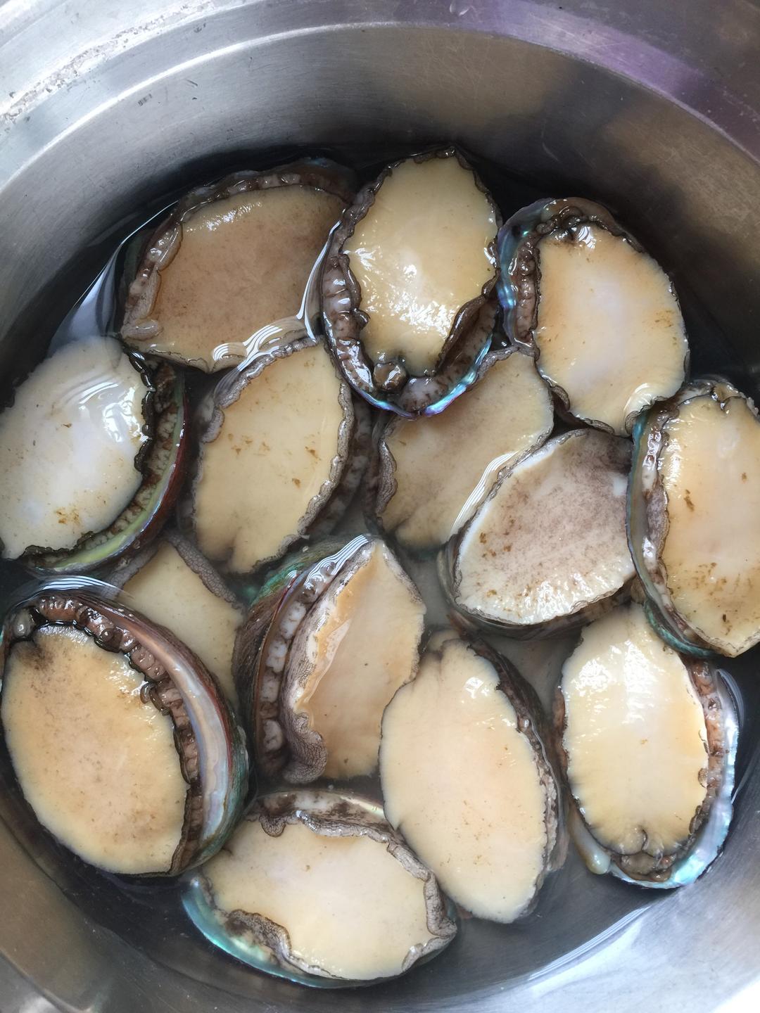 超简单的蒜蓉鲍鱼的做法 步骤1