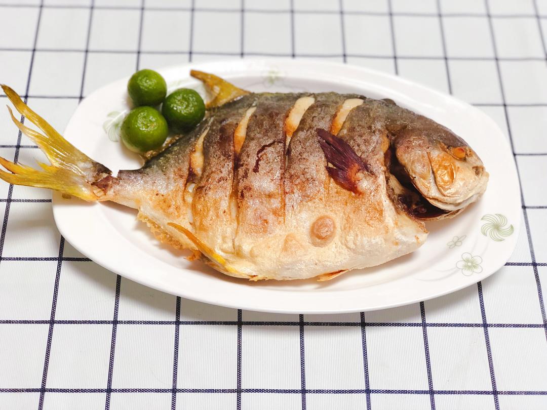 香煎金鲳鱼