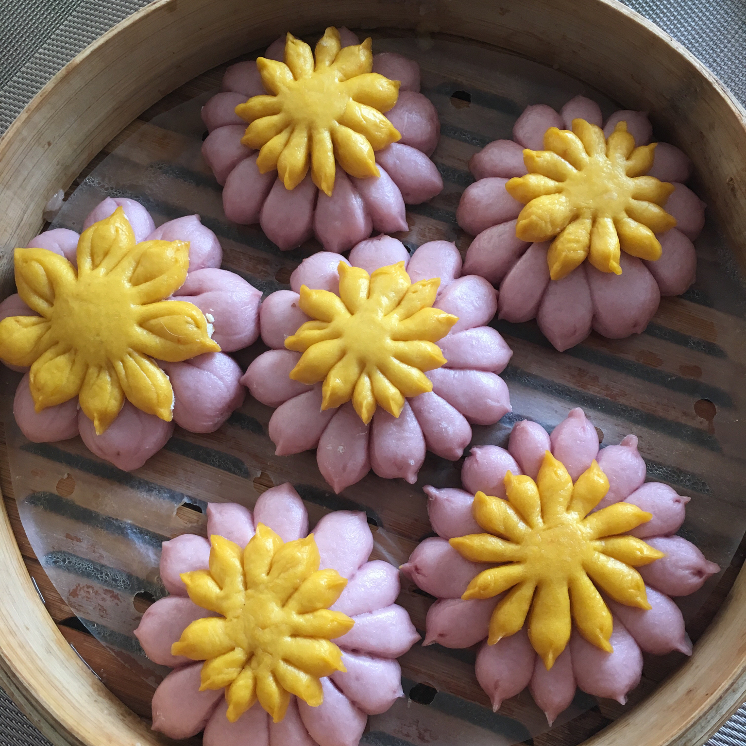 淼儿麻麻做的菊花馒头