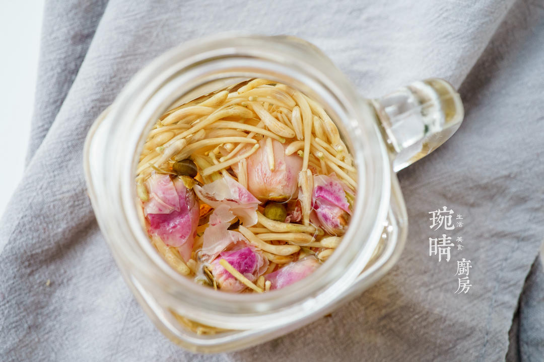 玫瑰金银花茶