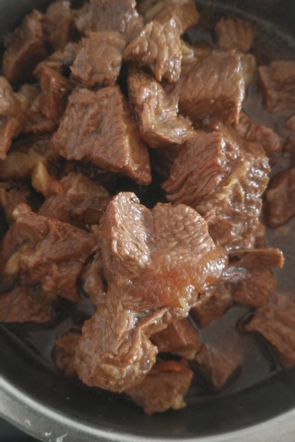 少儿财商硕羽爸做的炖牛肉