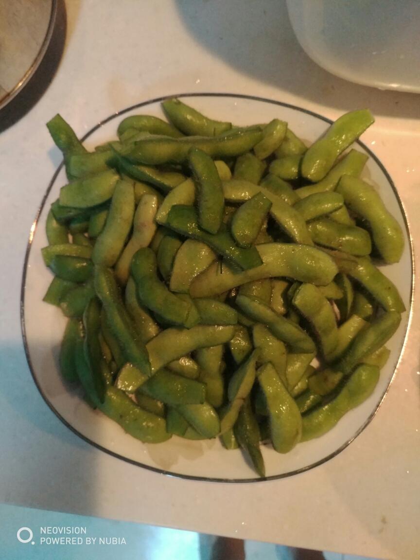 卤毛豆,冰镇加热皆可,隔壁小孩都馋哭了的做法 步骤2