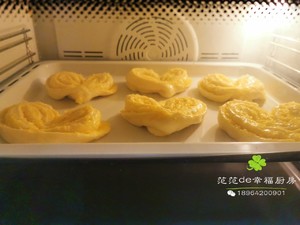 椰蓉面包的做法 步骤14