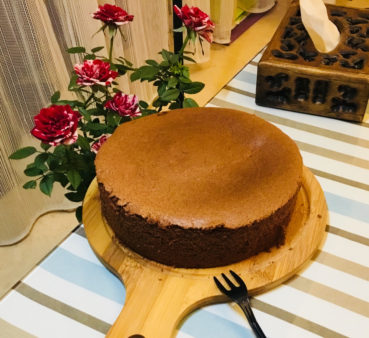 tity小厨房做的最爱的巧克力戚风蛋糕(8寸)
