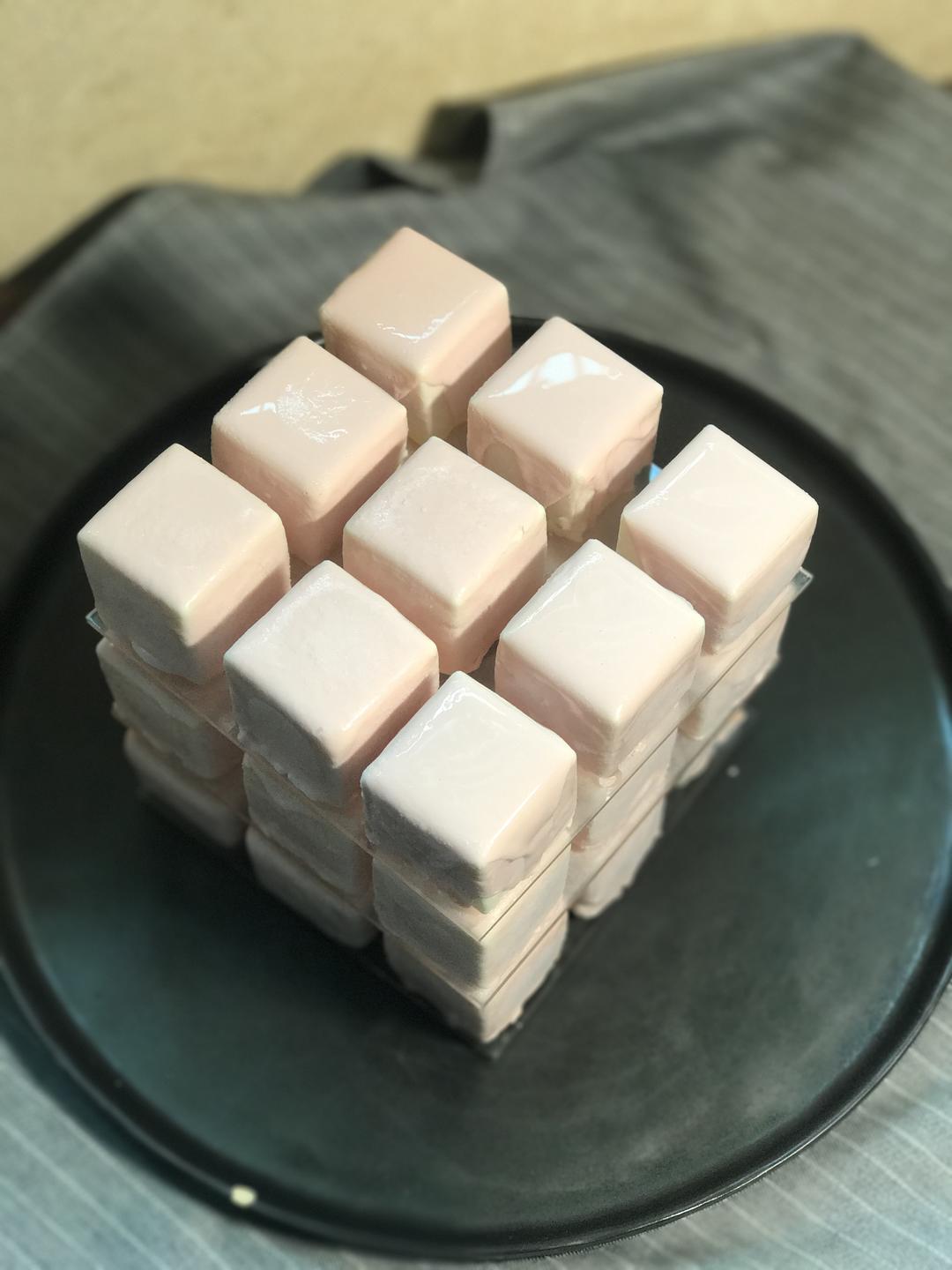 网红魔方蛋糕的做法