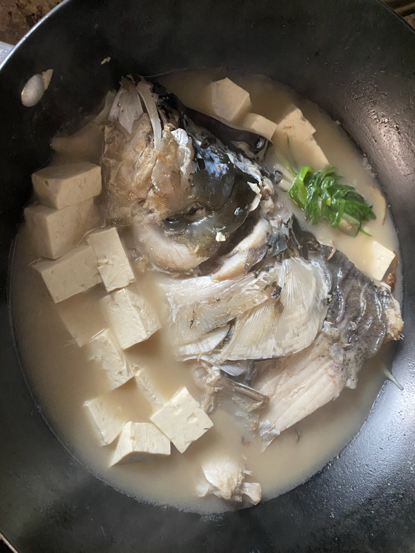 lenlei做的鱼头豆腐汤