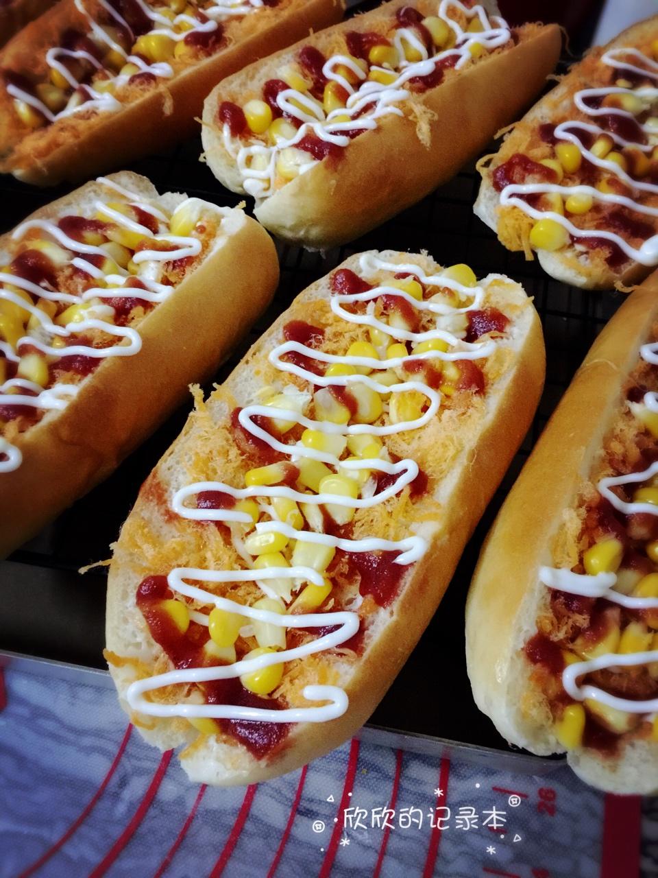 【玉米船面包的做法步骤图，玉米船面包怎么做好吃】欣欣的记录本-制作