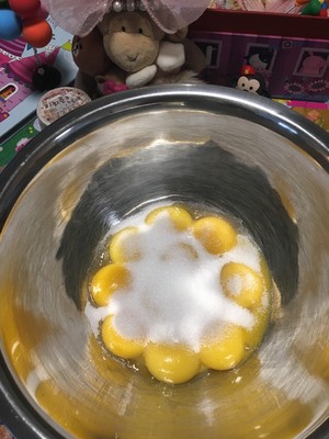 ?“纸杯蛋糕”的做法 步骤3