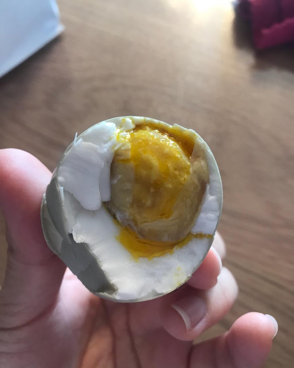 酒囊饭袋fnn做的自制流油的咸鸭蛋