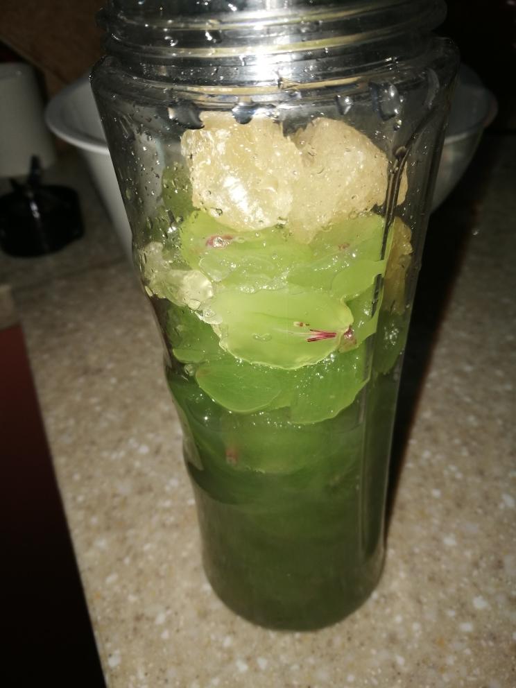 冰葡萄汁