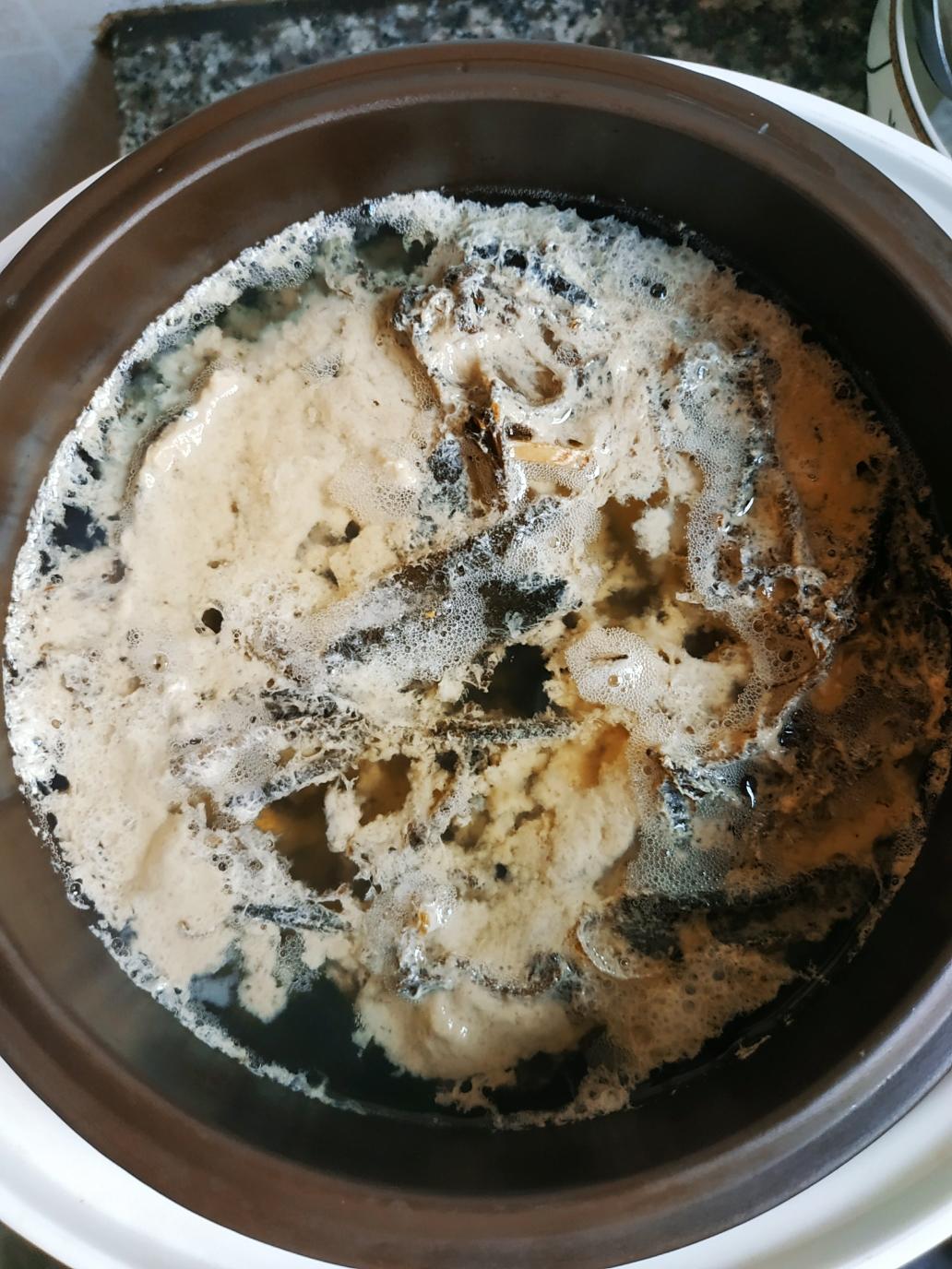 金银花炖瘦肉