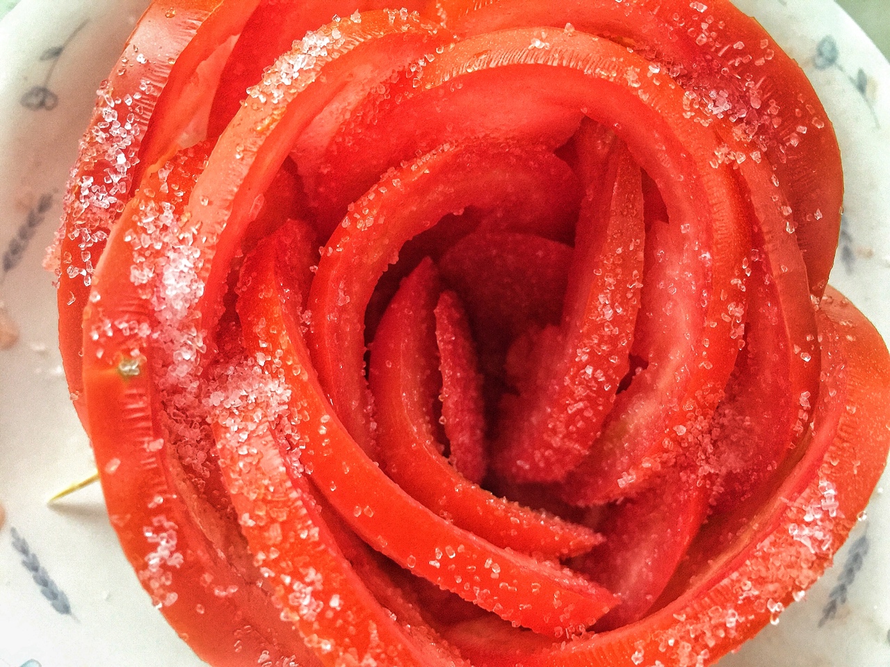 昕动做的美成一朵花的糖拌西红柿