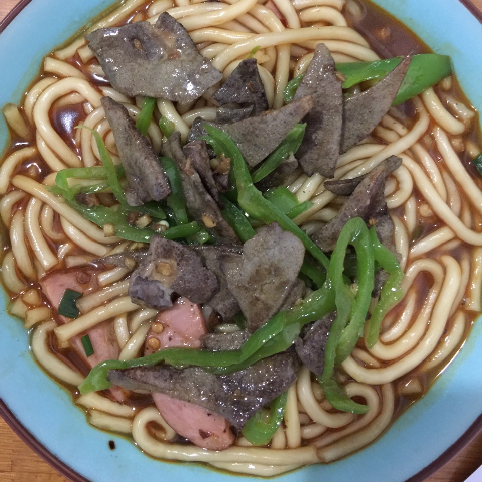 ⊕藏猫鱼做的麻辣猪肝粉