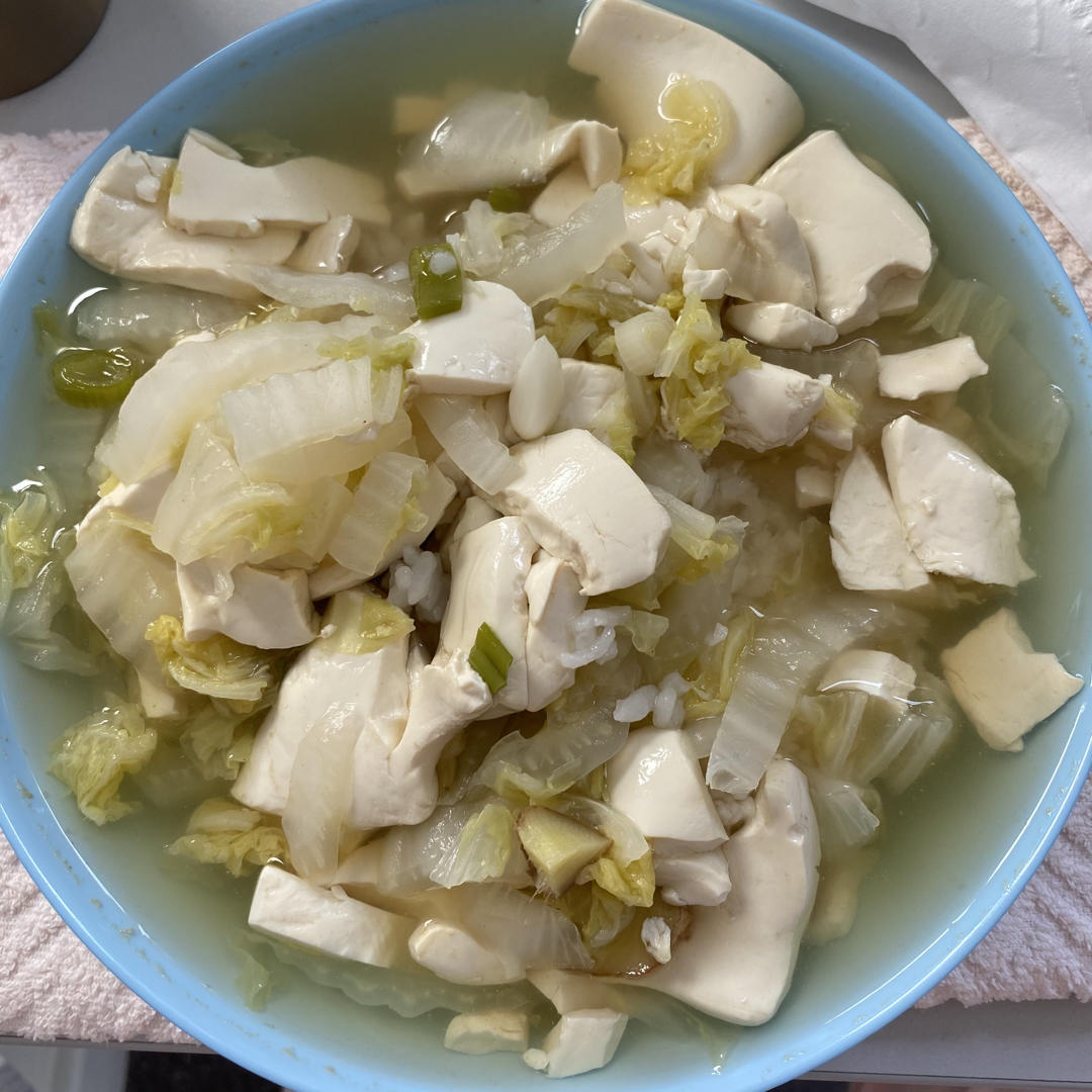 清棠君做的清淡食谱之白菜豆腐汤